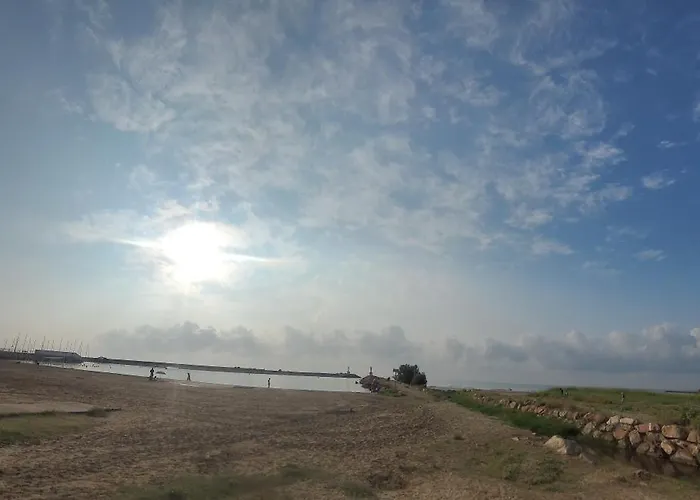 Amplio * La Pobla de Farnals