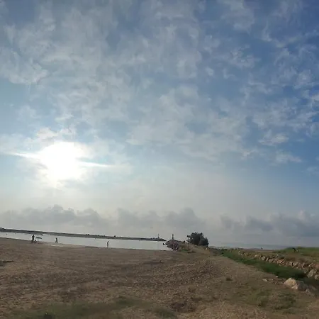 Amplio * Pobla de Farnals (Puebla de Farnals)